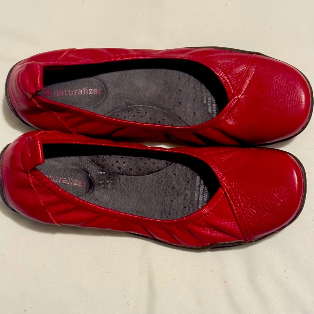Naturalizer Shoes Womens 8 Creston Slip On Red Leather Low Top Round Toe